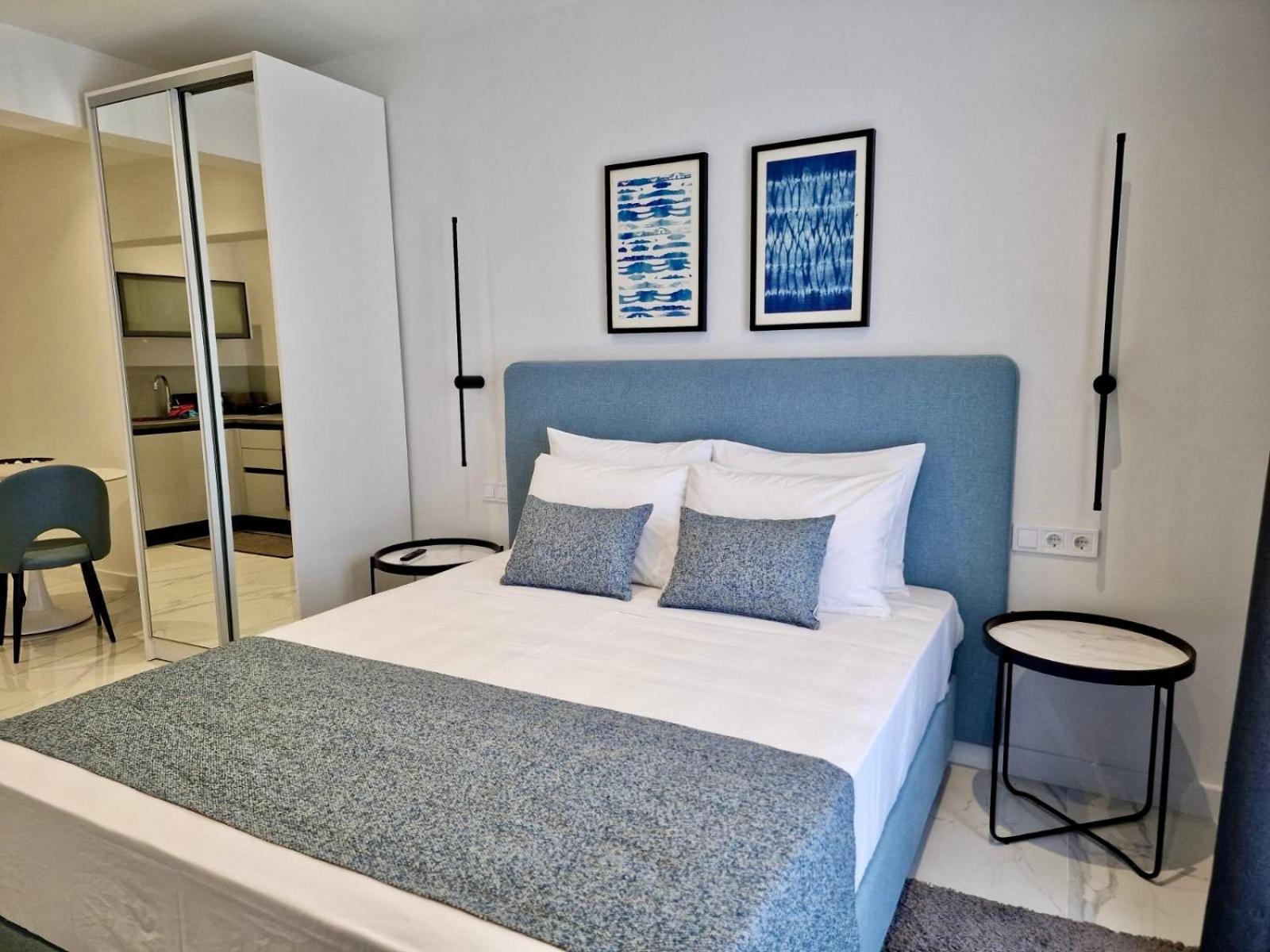 Kassiopi Piazza Suites Dış mekan fotoğraf