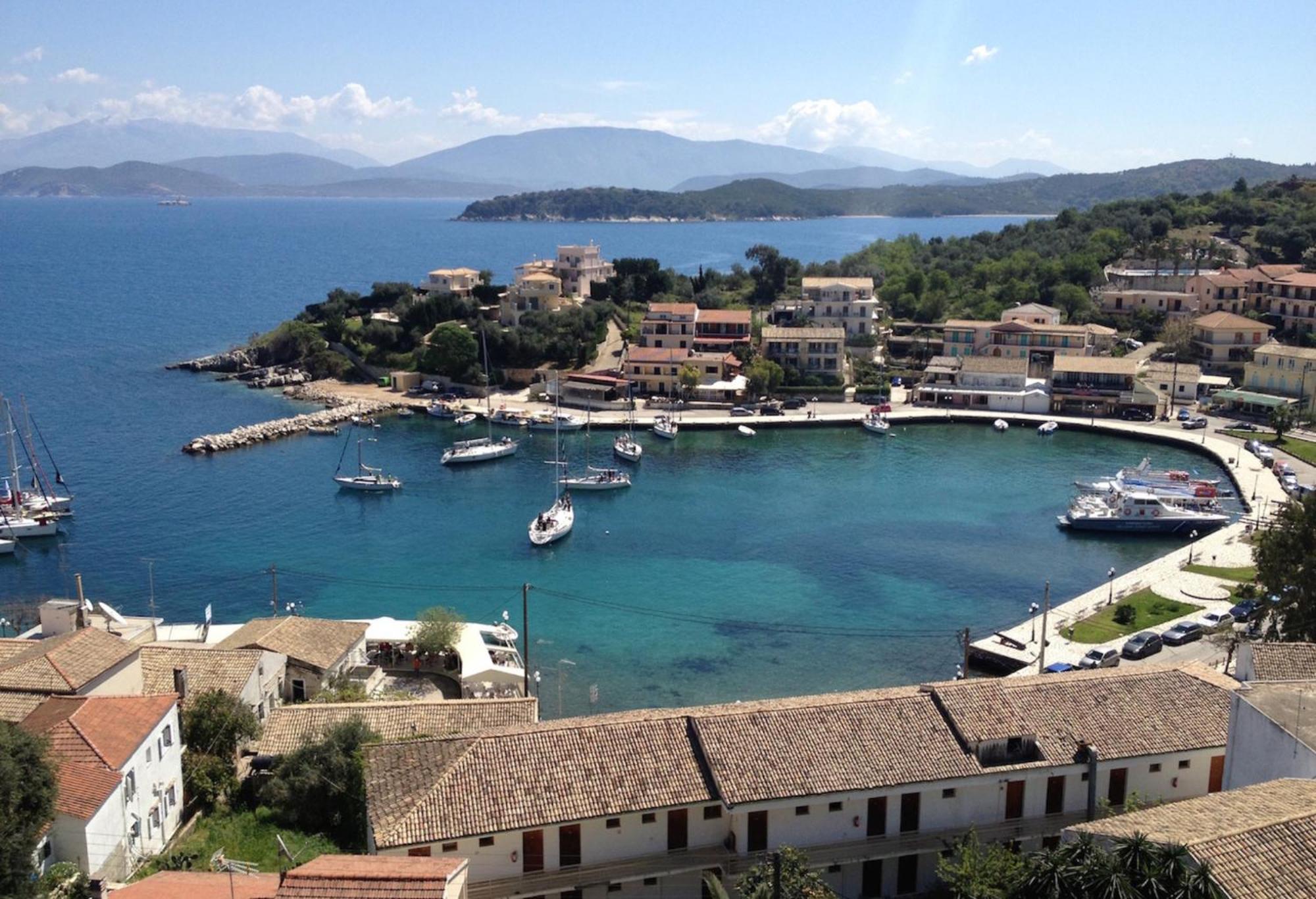 Kassiopi Piazza Suites Dış mekan fotoğraf